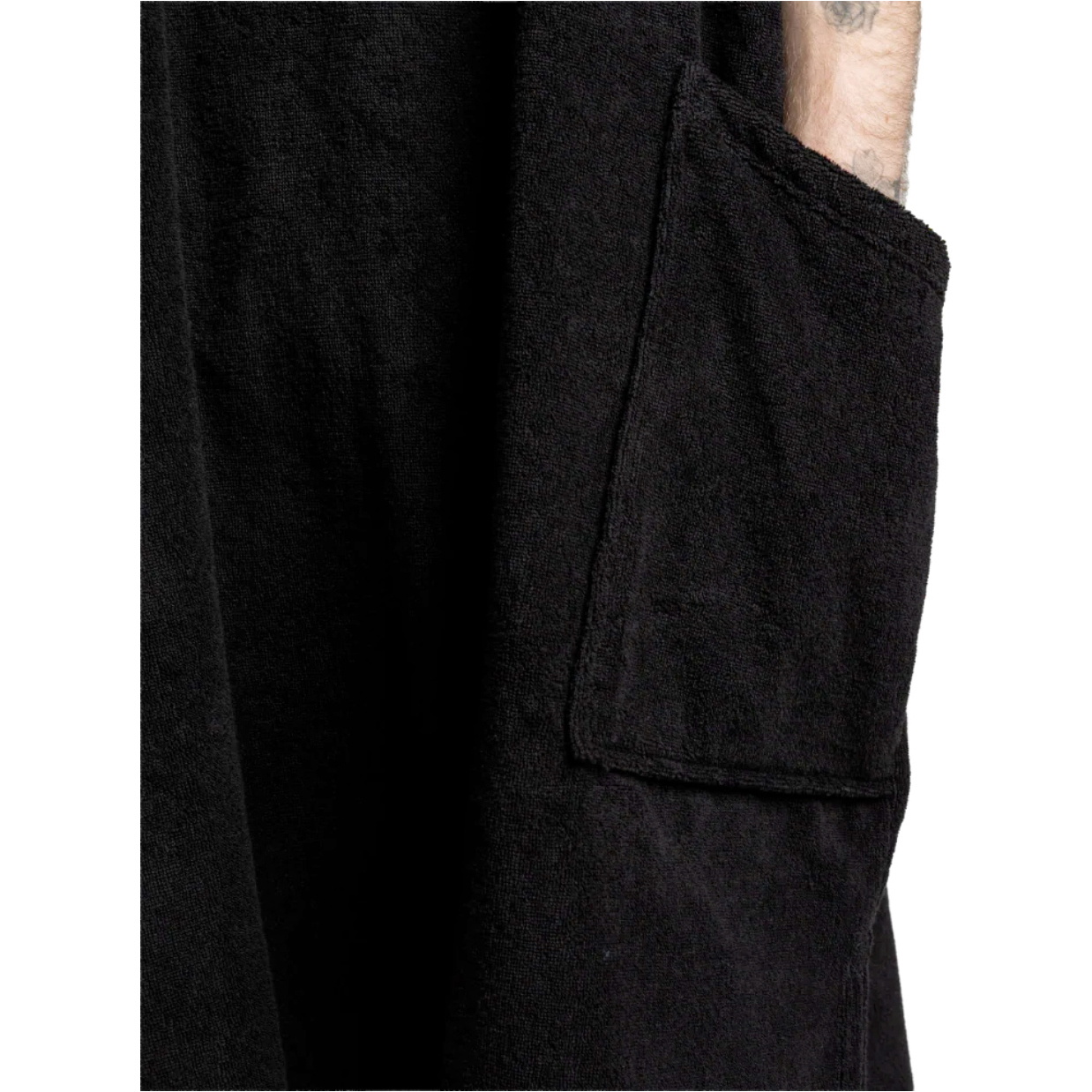 2026 Red Paddle Co Poncho Towel Changing Robe 002-009-006 - Stealth Black